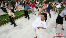 第八套广播体操视频,活力四射，健康生活新篇章